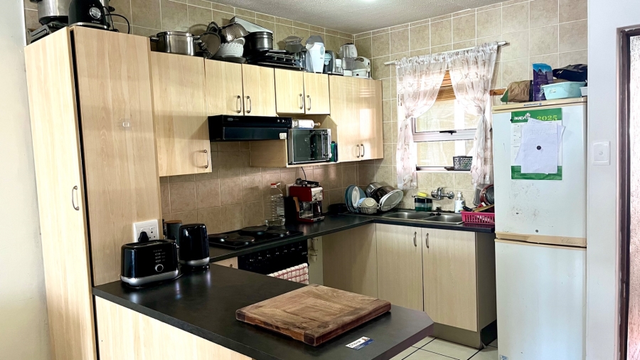 2 Bedroom Property for Sale in Heiderand Western Cape